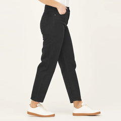 Amnda Slim Straight Stretchable Short Length Black Curvy Jeans
