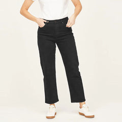 Amnda Slim Straight Stretchable Short Length Black Curvy Jeans