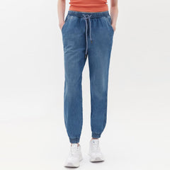 crop denim slim fit medium blue jogger pant for women
